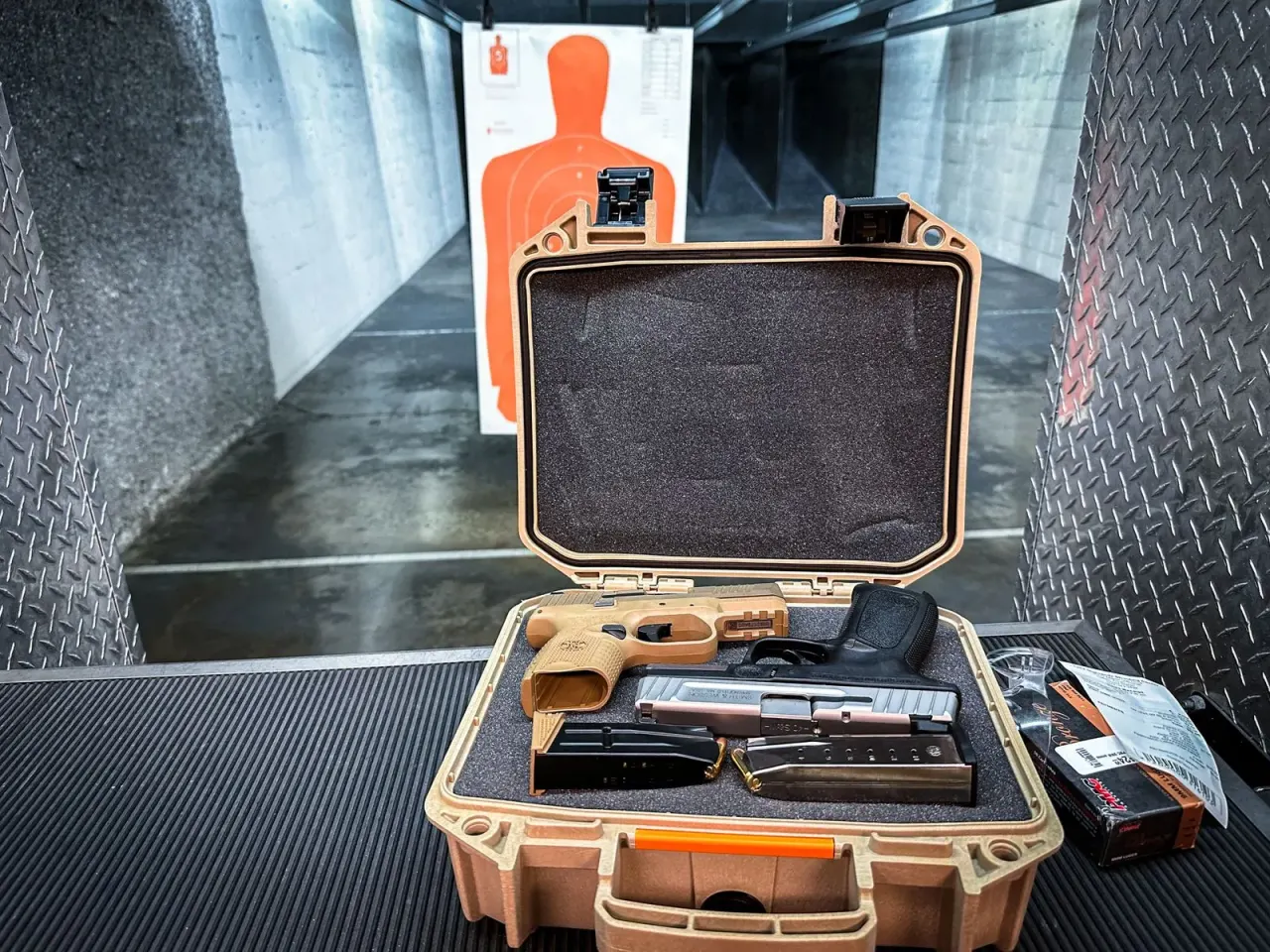 Fui pego com arma: qual é a pena? Vou ficar preso? Tem fiança?